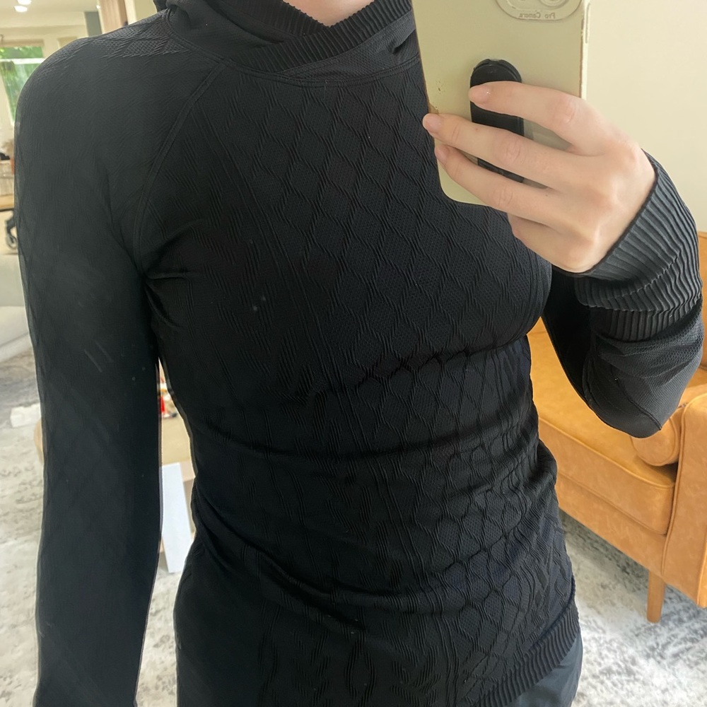 Unique lulu hoodie with texture
